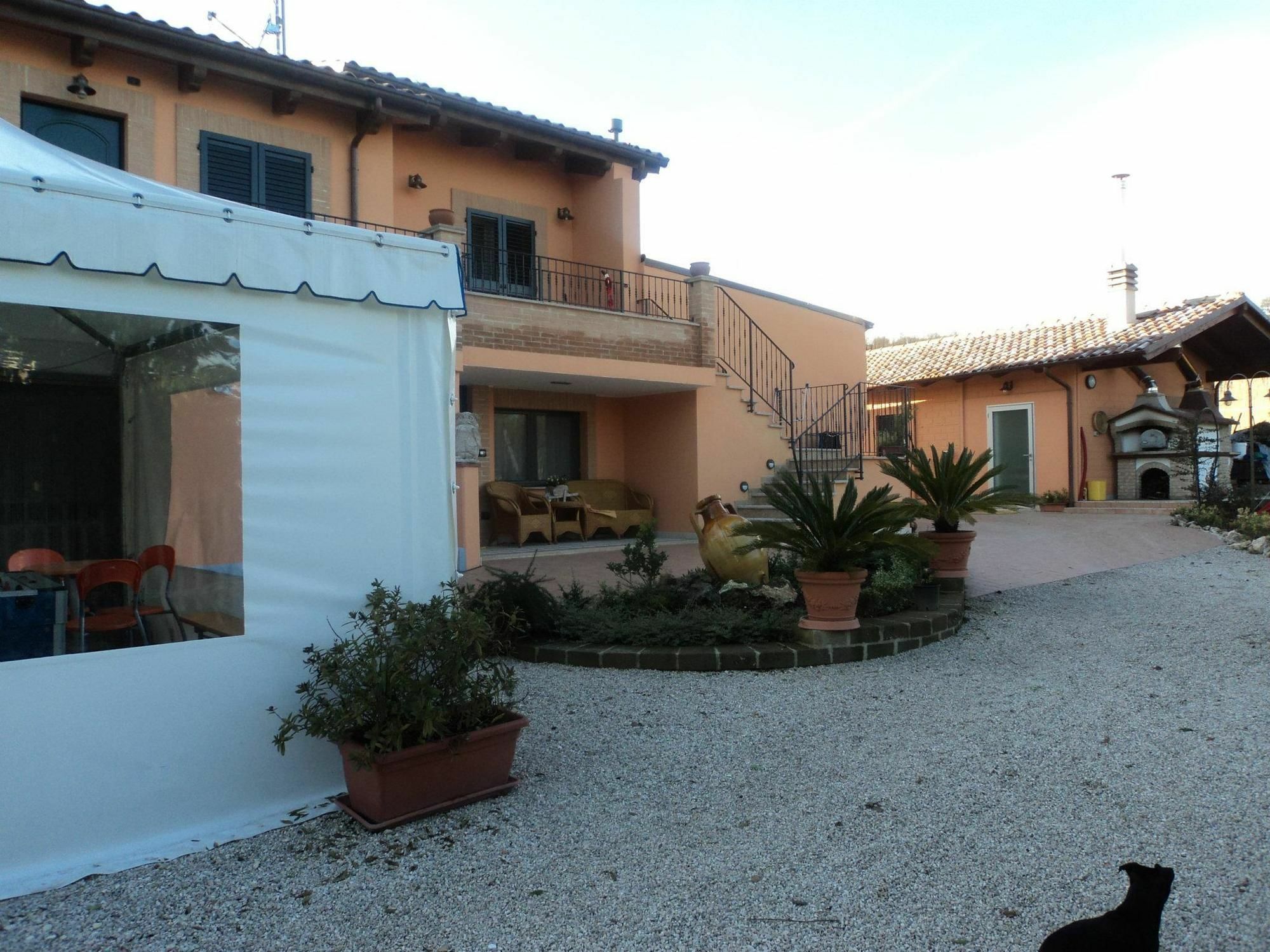 Agriturismo Le Vigne Fermo Zewnętrze zdjęcie