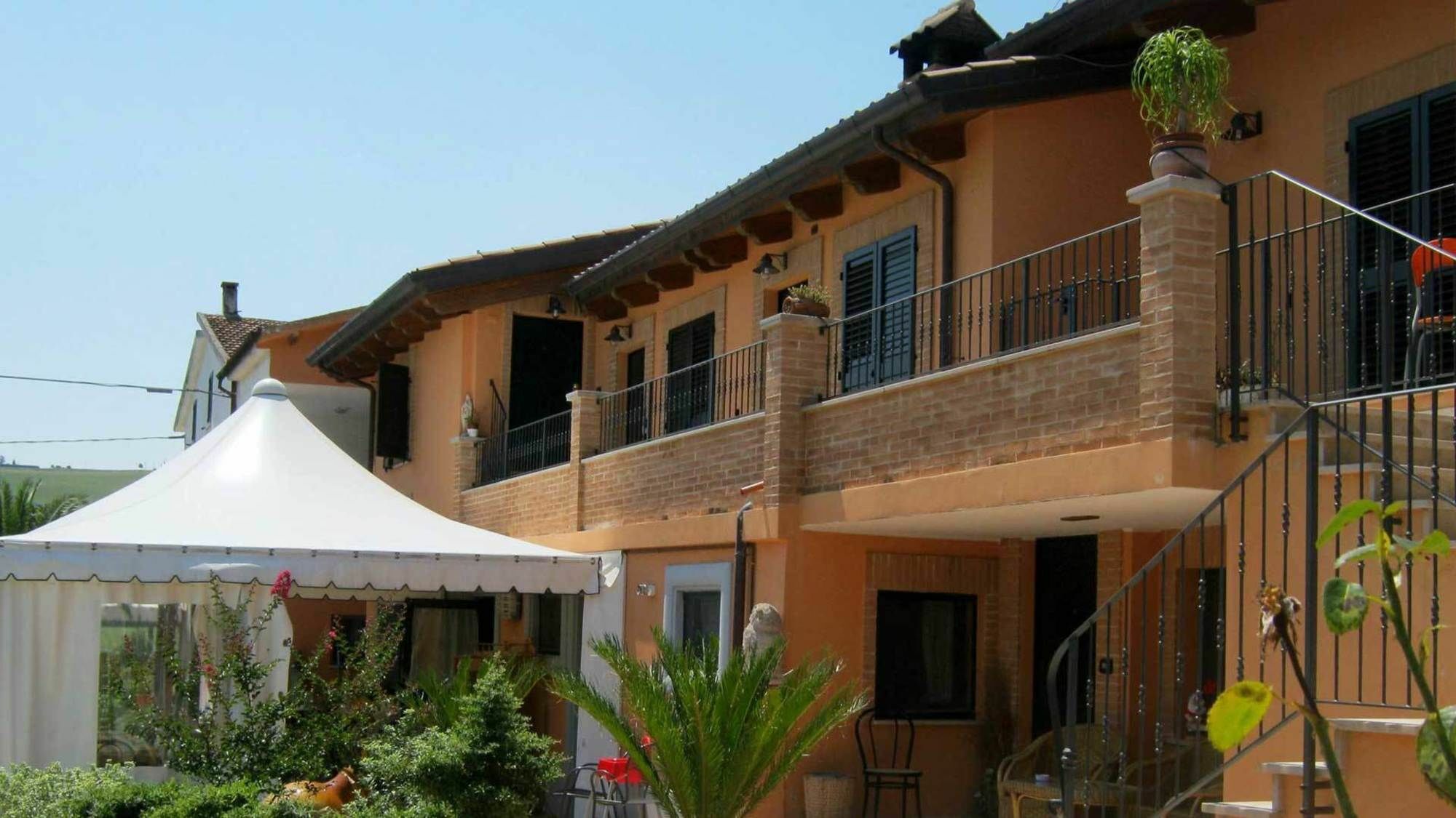 Agriturismo Le Vigne Fermo Zewnętrze zdjęcie