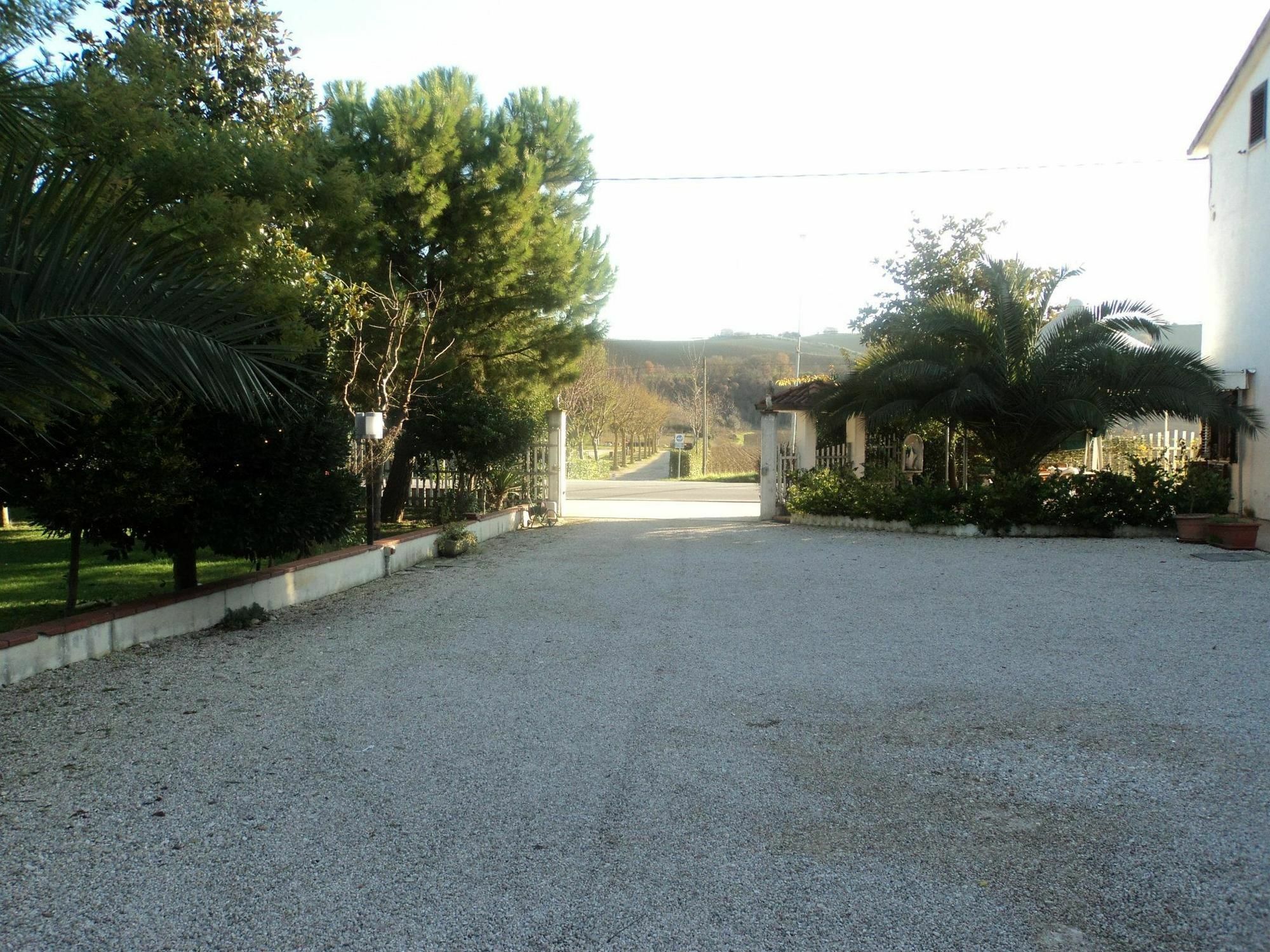 Agriturismo Le Vigne Fermo Zewnętrze zdjęcie